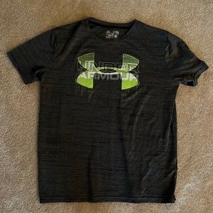 Under Armour boys shirt